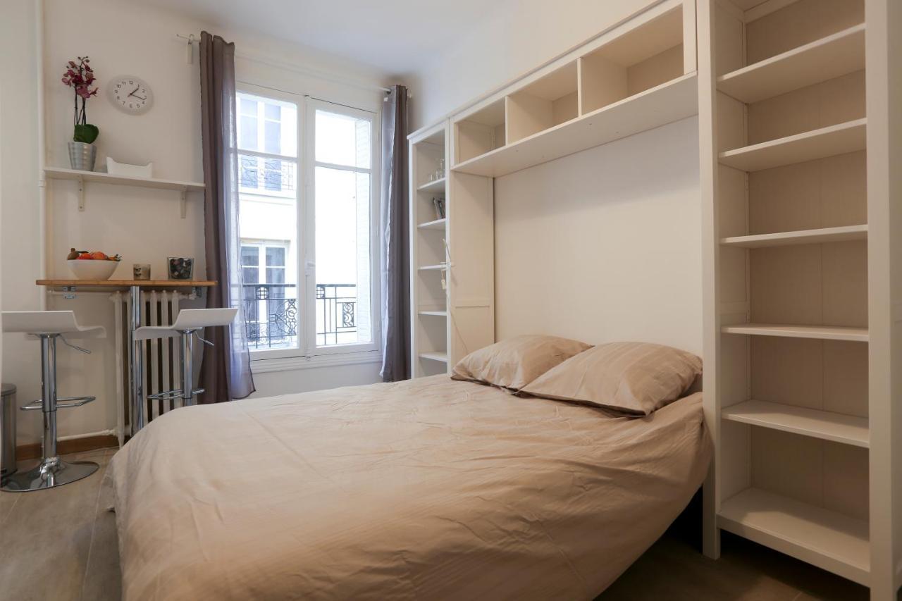 Renovated Studio For 2 Apartment Париж Екстериор снимка